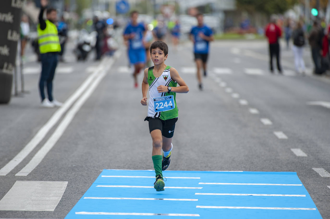 La salida de la carrera de 2 kilómetros. 