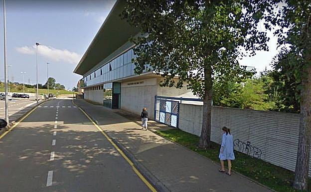 Zona del pabellón Guillermo Cortés, donde se celebró la macrodiscoteca.