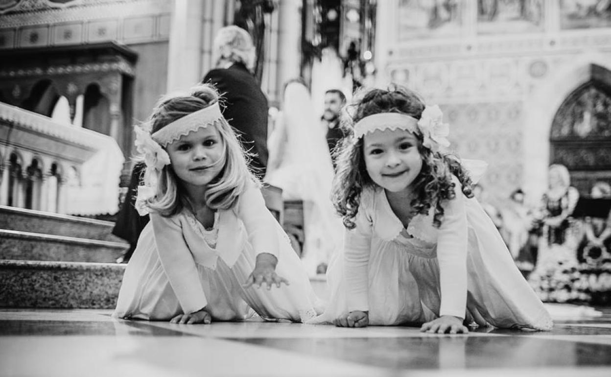 Boda de María y Carlos con las peques más divertidas.