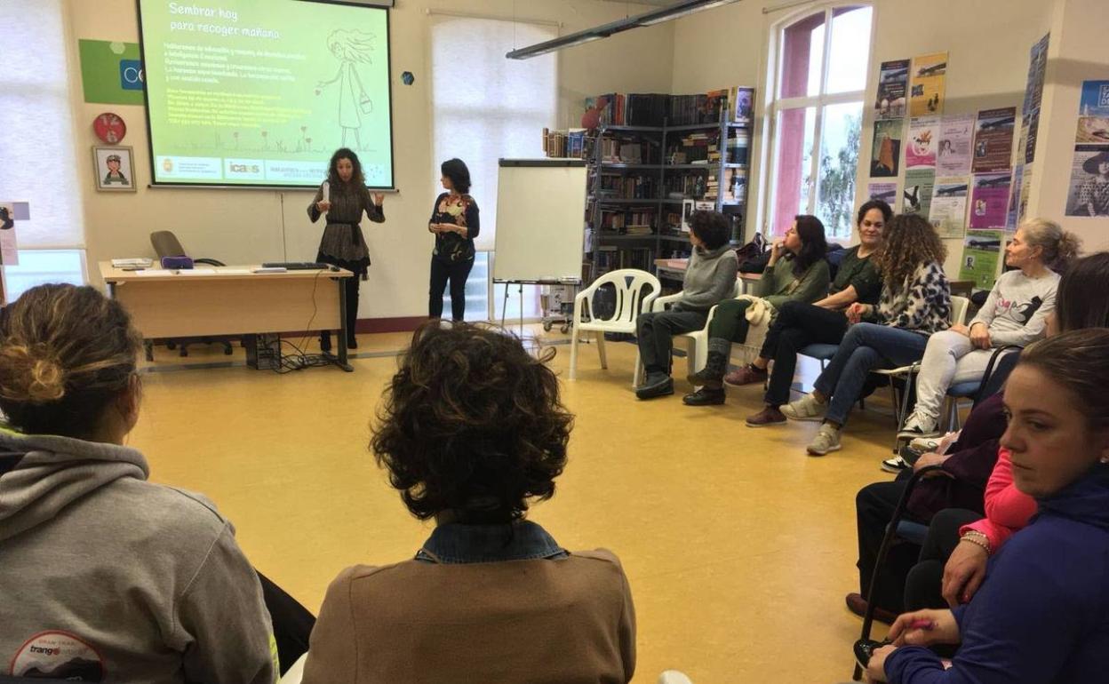 Educación para padres en Astillero