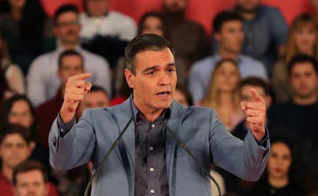 Pedro Sánchez, durante un acto de campaña en Alcalá de Henares (Madrid).