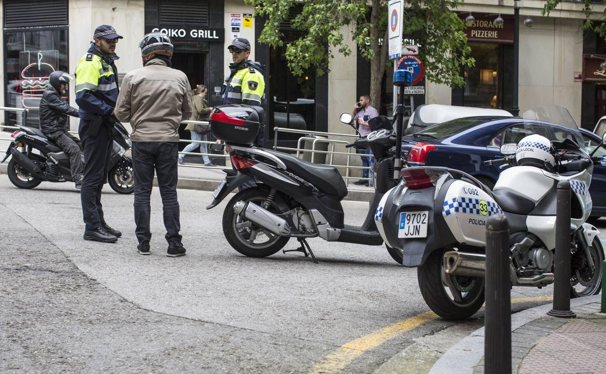 Santander destina 250.000 euros a mejorar las comunicaciones de Policía Local