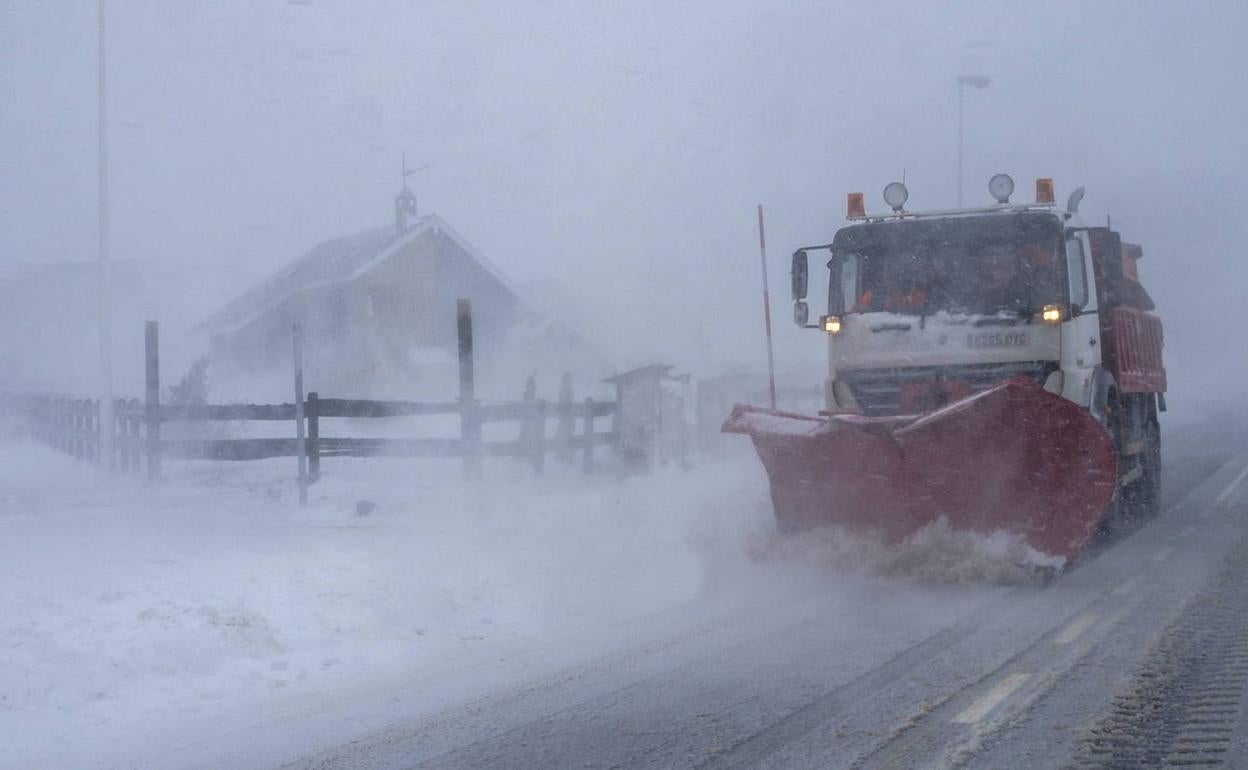 Imagen del domingo de los accesos a Alto Campoo.