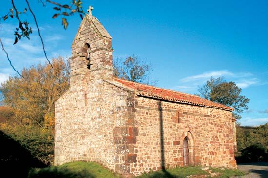 Iglesia de San Miguel de Olea.