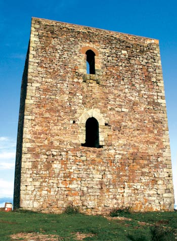 Torre de San Martín de Hoyos.