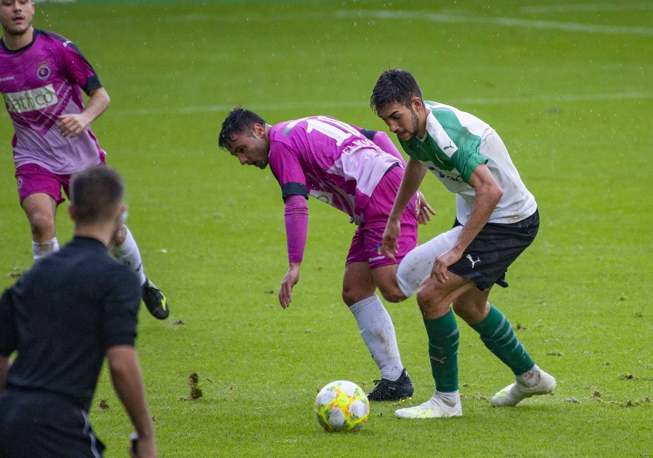 Fotos: El Rayo Cantabria gana a la Gimnástica el derbi en El Sardinero