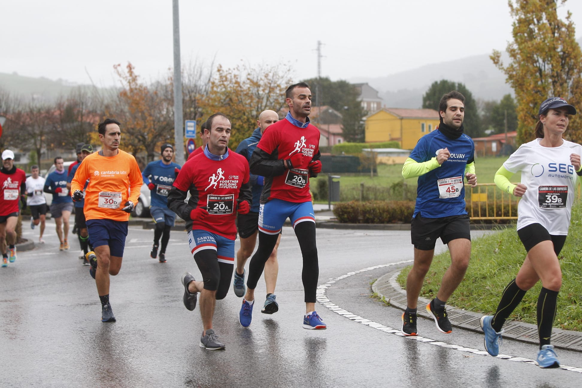 Torrelavega acoge la primera edición de la Carrera de las Empresas que organiza El Diario Montañés.