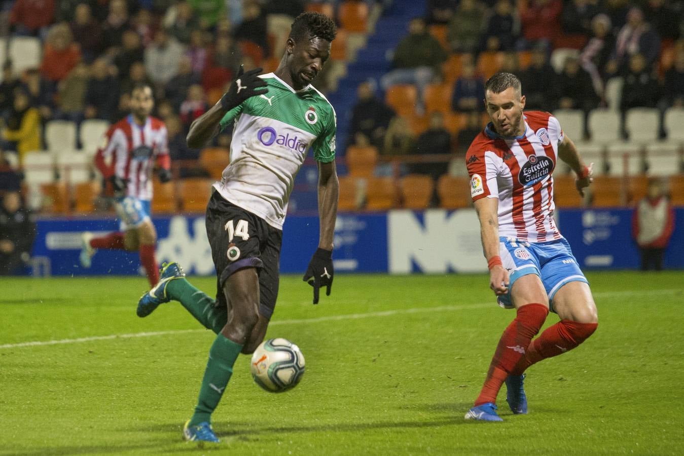 El Racing, mejor que el Lugo durante 72 minutos, perdona, se viene abajo y pierde otros dos puntos