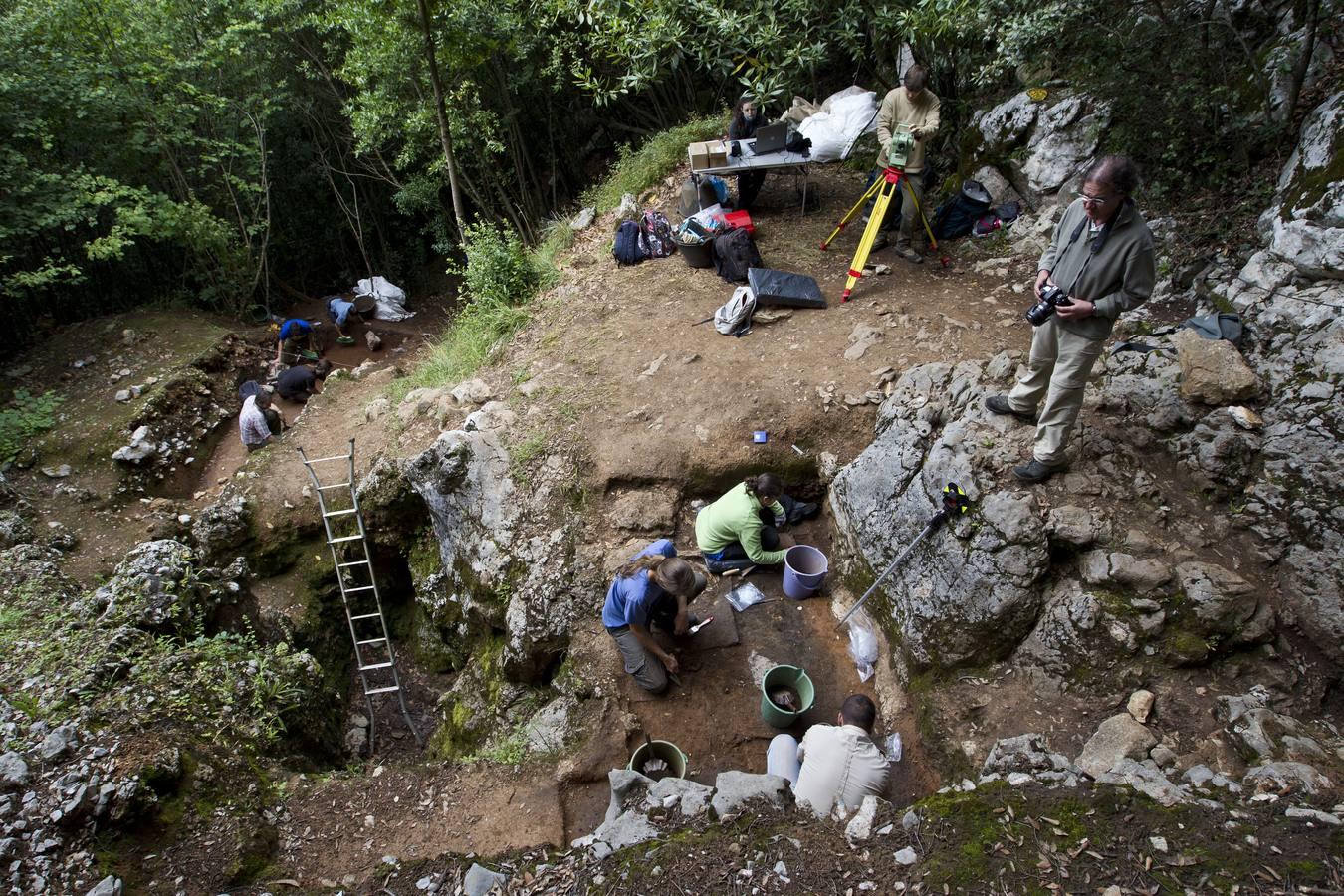 Los trabajos, estudios y descubrimiento no han cesado desde que se encontrara la cueva