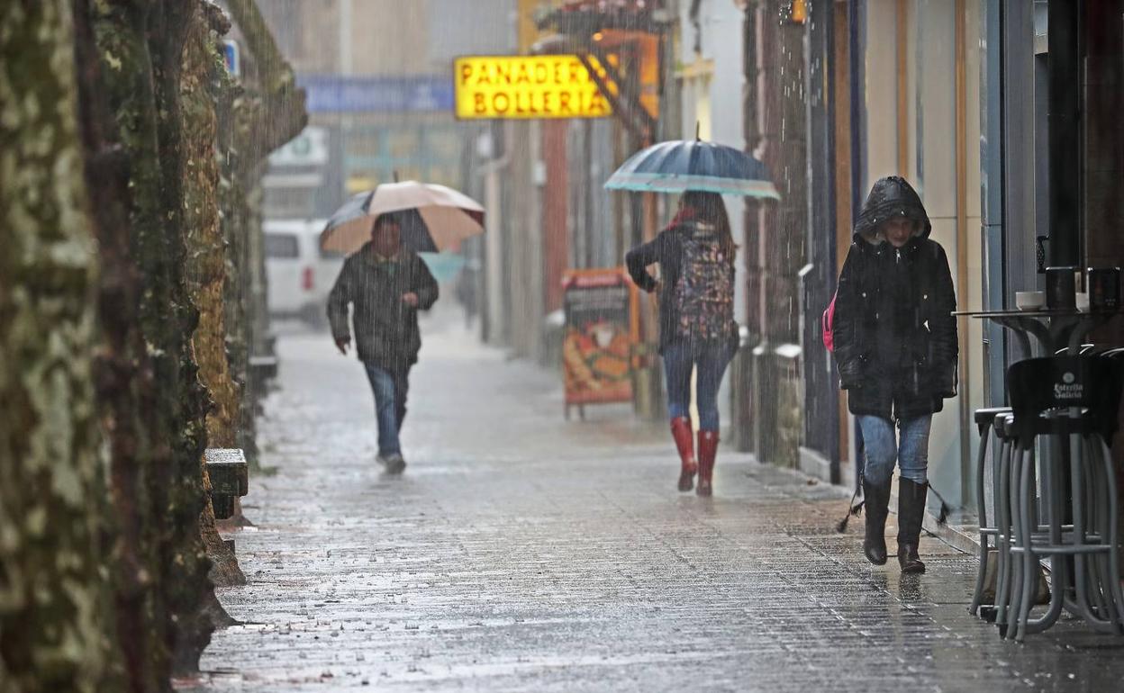 El episodio de lluvias remite hoy y da paso a una situación de sur