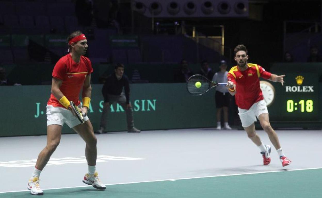 Nadal y Granollers ponen la guinda en el dobles