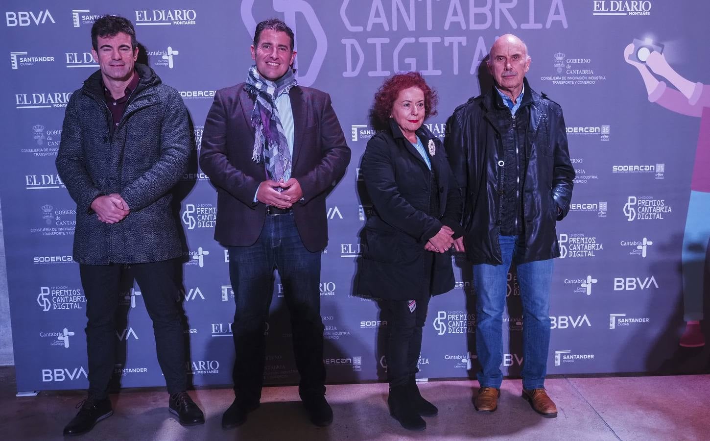 Fotos: Asistentes a la gala de entrega de los Premios Cantabria Digital de  El Diario Montañés | El Diario Montañés