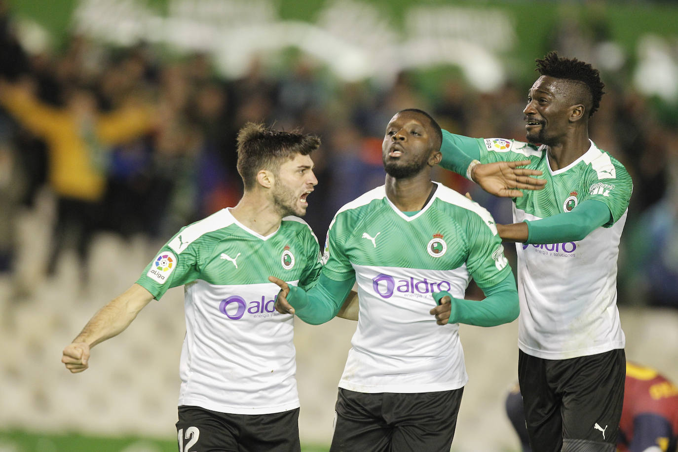 Fotos: El Racing enfrenta al Extremadura en El Sardinero