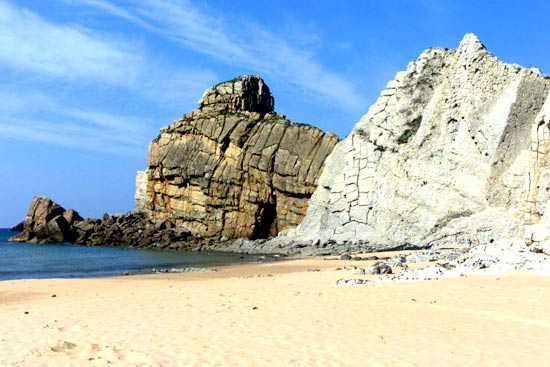 Vista de la playa de Portio.