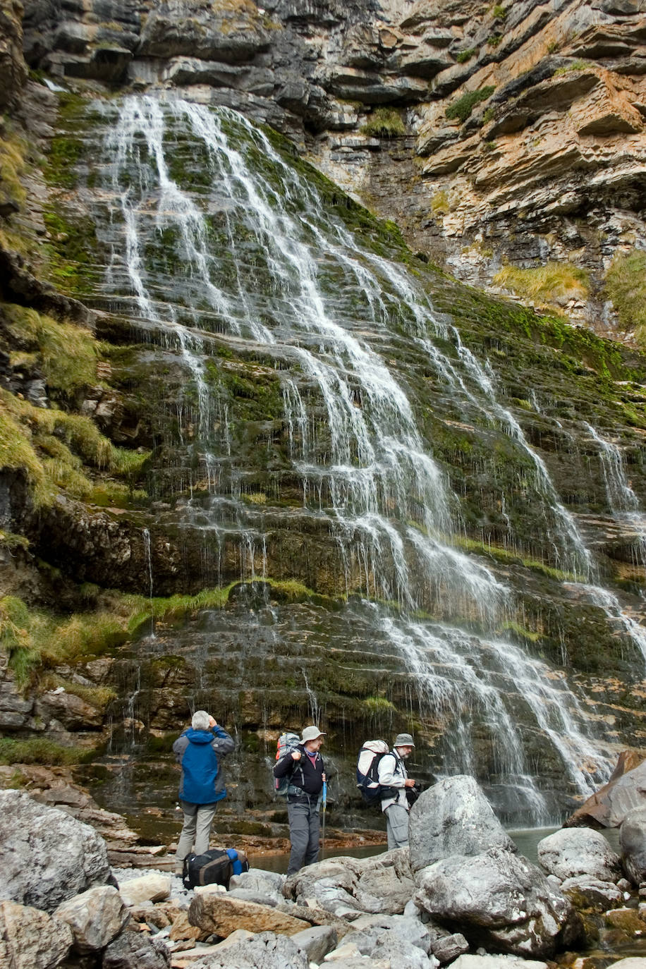 Esta cascada es uno de los lugares más conocidos de Pirineos