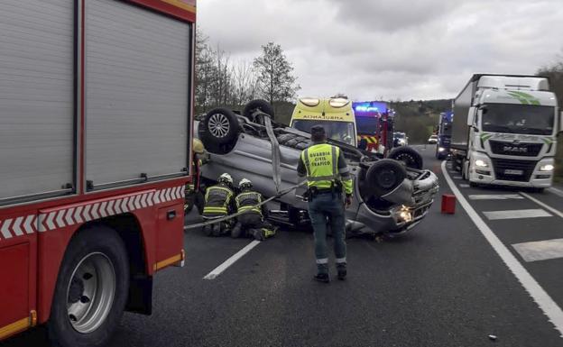 Otra imagen del accidente de Beranga.