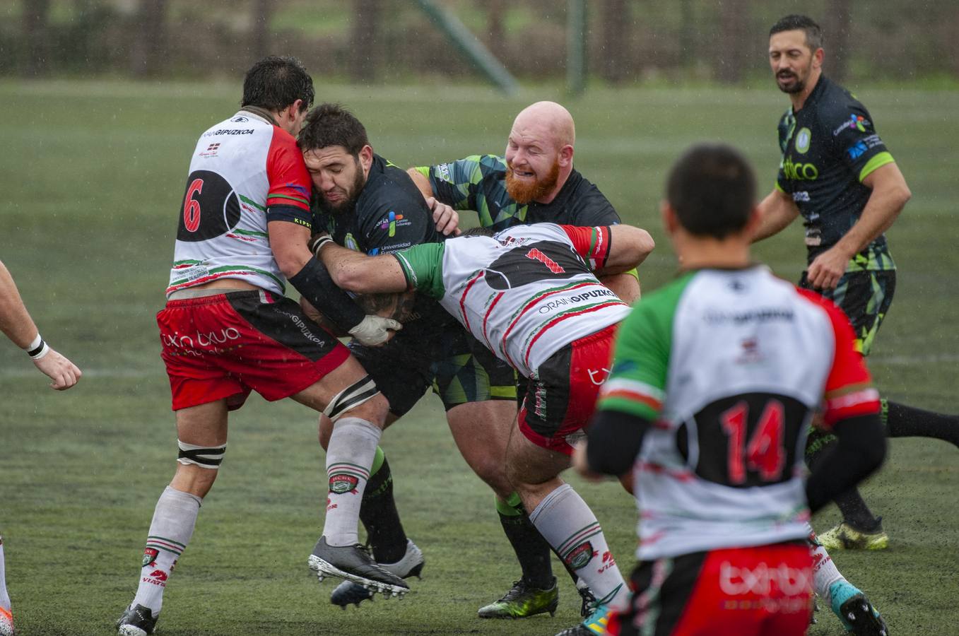 Fotos: Las mejores imágenes del Bathco Rugby - Club Hernani