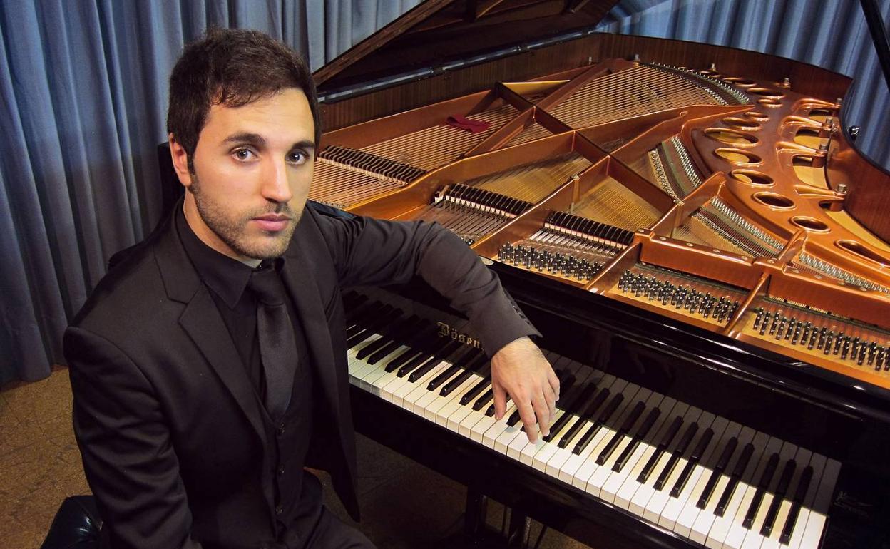 Hugo Selles y La Emboscada viajan con la música al corazón del invierno
