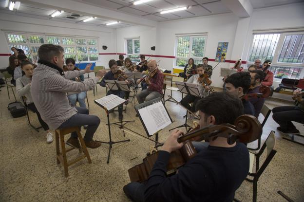 La preparación de la obra cumbre de Mozart ha requerido de numerosos ensayos por parte de los músicos.