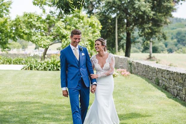 Boda de Lucía y Bjorn, ambos elegantísimos.