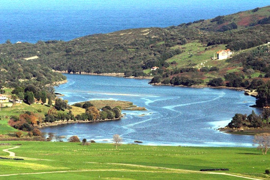 La ría de Ajo está incluida en la Red Natura 2000