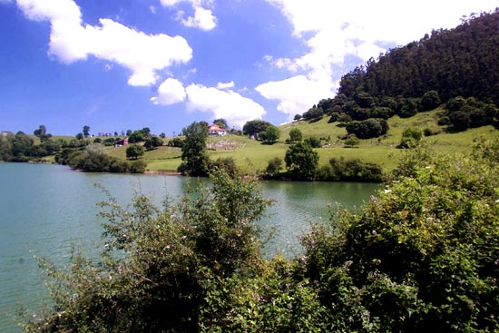 Vista del embalse de Heras.