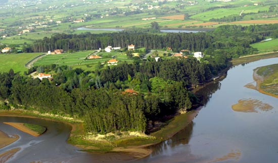 Vista de la ría de Cubas.