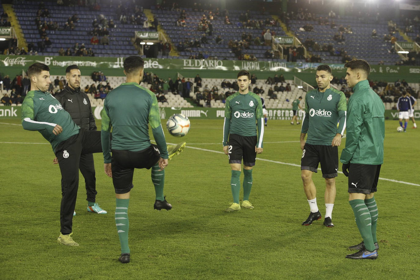 Fotos: Los momentos del Racing-Oviedo