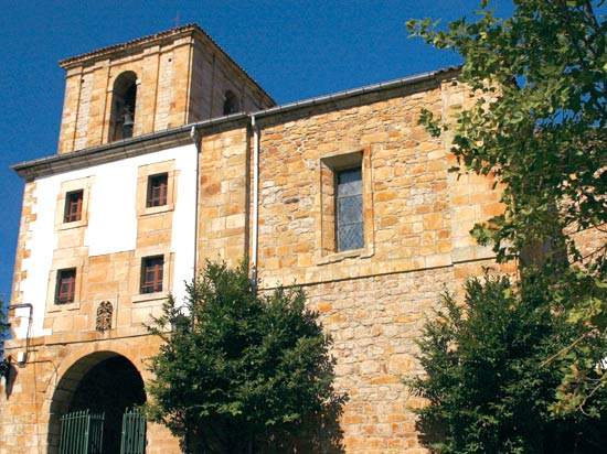 Imagen principal - Iglesia de Santa María de Carasa. Iglesia de San Juan Bautista de Secadura. San Ginés de Rada.