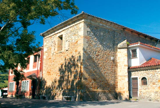 Imagen secundaria 2 - Iglesia de Santa María de Carasa. Iglesia de San Juan Bautista de Secadura. San Ginés de Rada.