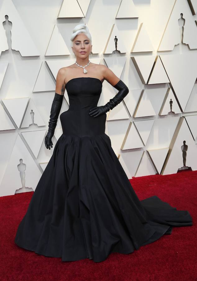 Lady Gaga deslumbró con su elegancia en la ceremonia de los Oscar 2019.