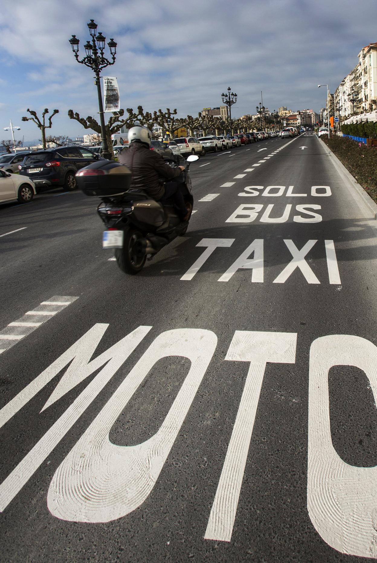 Ceruti anunció recientemente que negociará ya la eliminación de un tramo de este carril. :: 