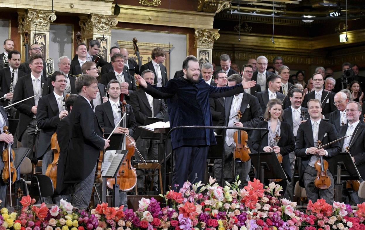 El director letón Andris Nelsons se estrenó en la tarea de conducir a la Filarmónica de Viena. 