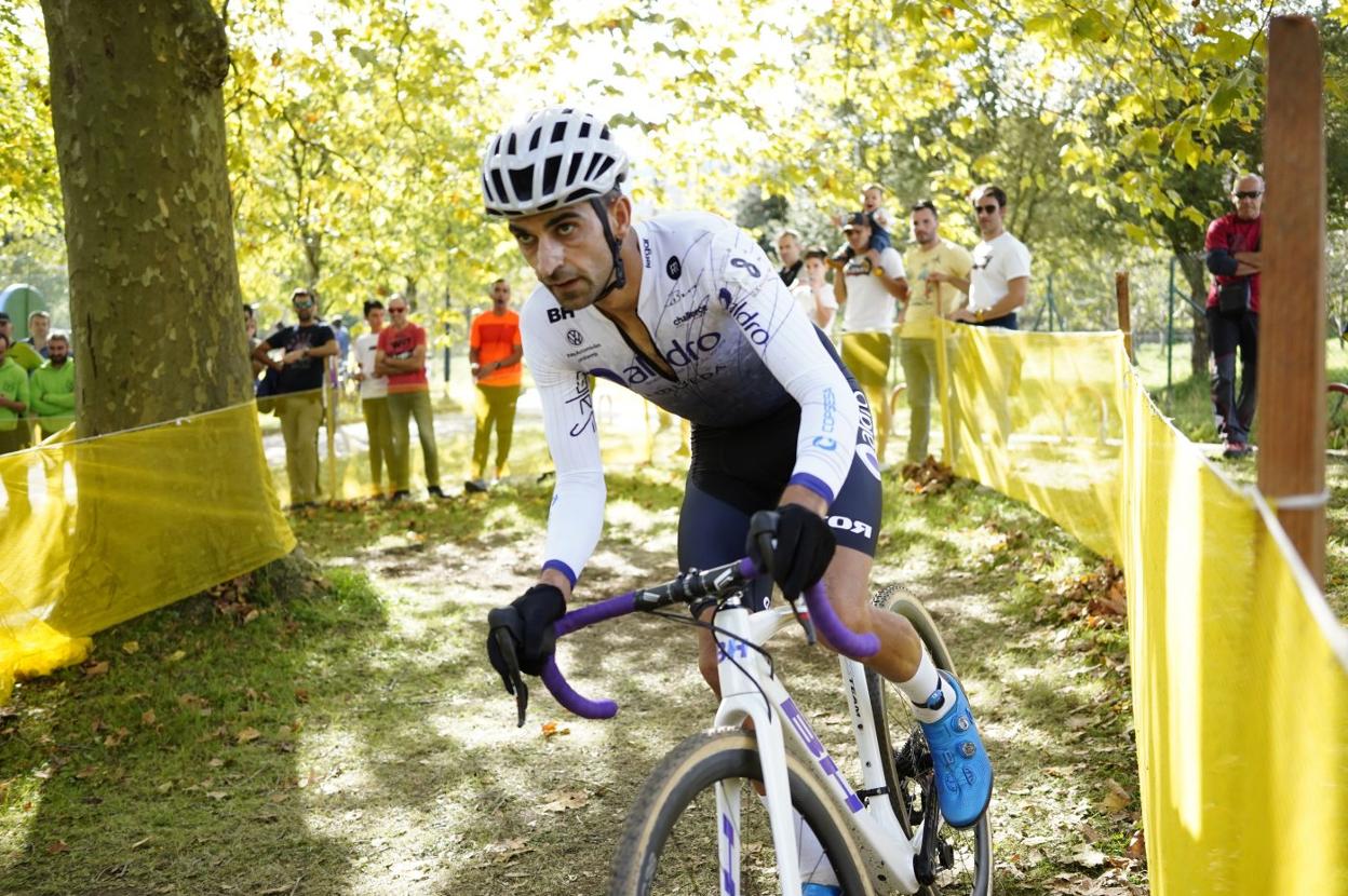Esteban será, junto a Kevin Suárez, el favorito entre los élite. 