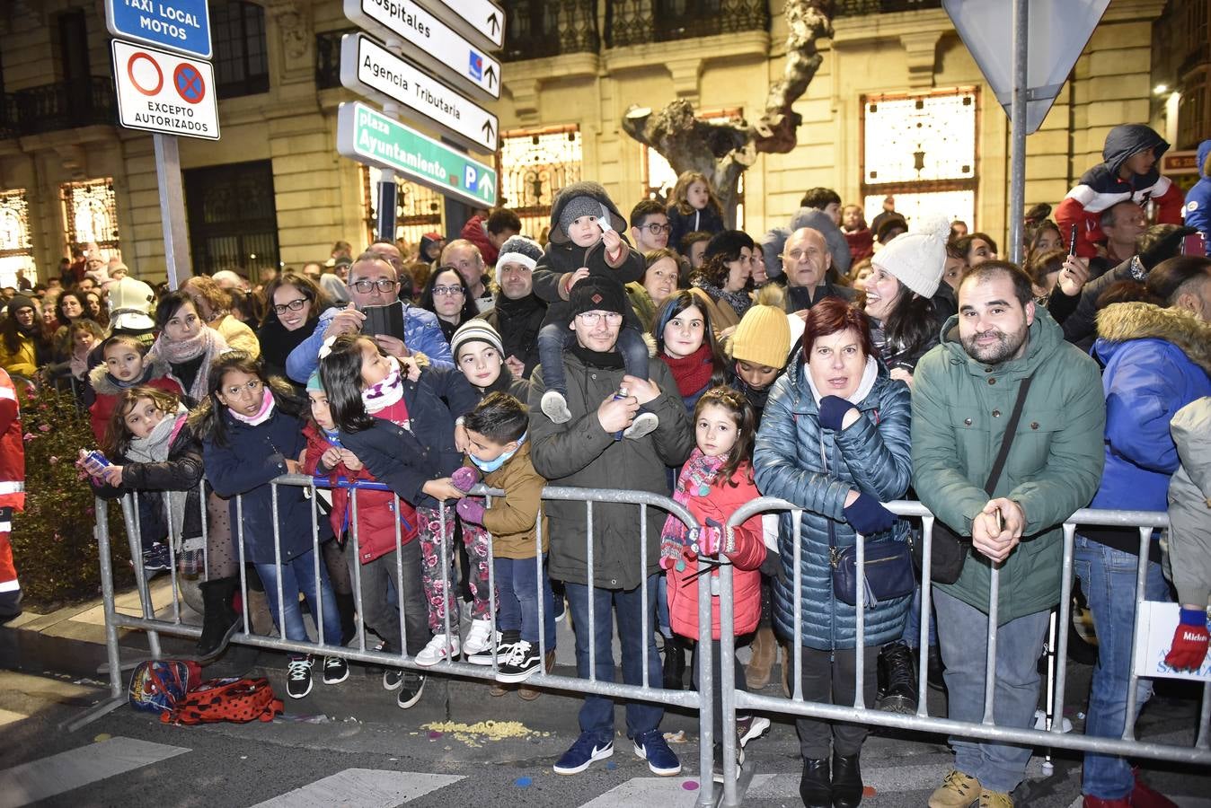 Fotos: Miles de personas siguen la Cabalgata de Santander