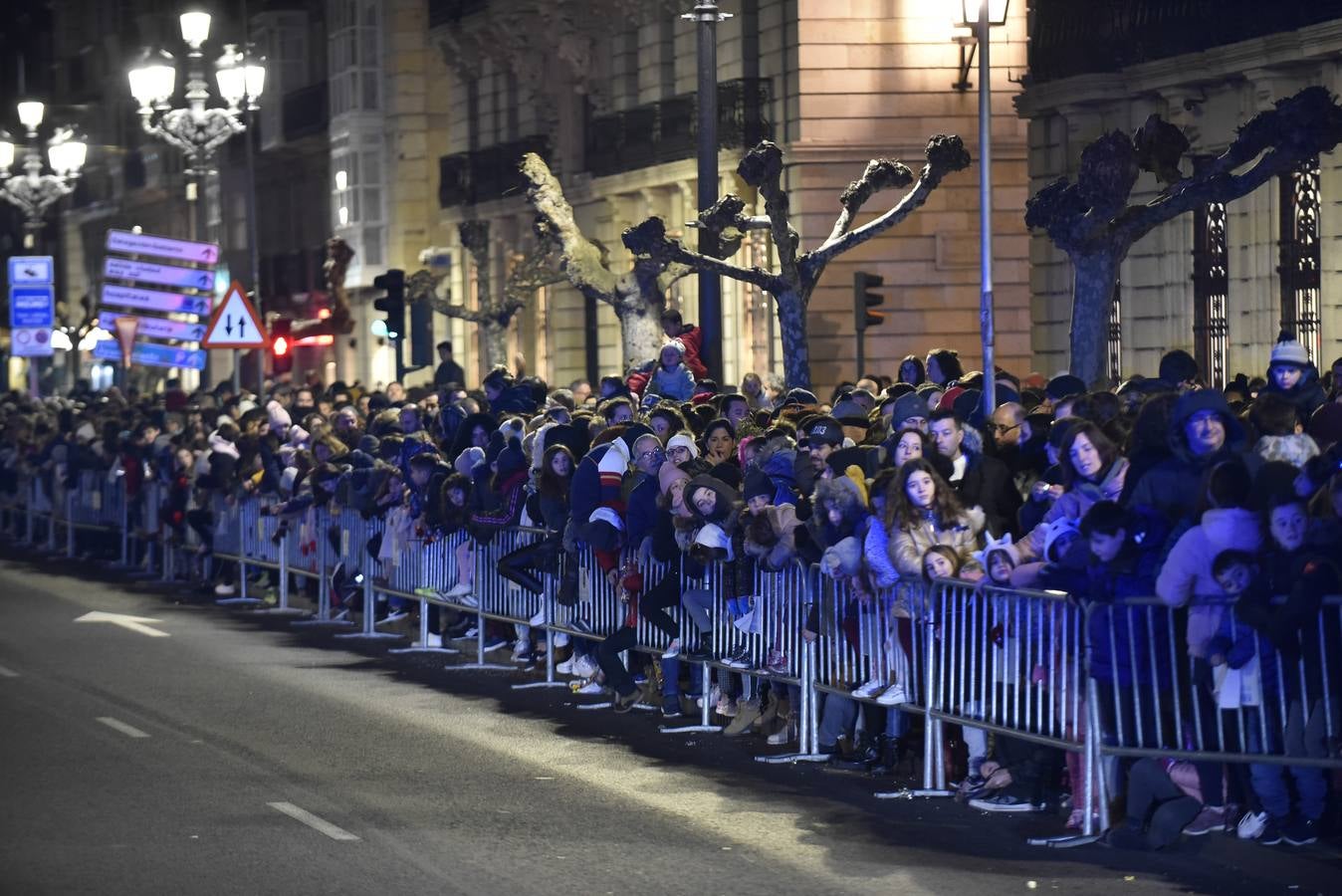 Fotos: Miles de personas siguen la Cabalgata de Santander