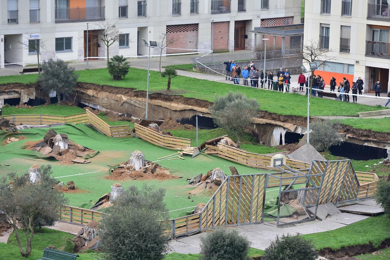 Fotos: Las imágenes del hundimiento en Nueva Montaña