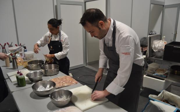 La cocina de raíz del cántabro Ignacio Solana enamora en Madrid Fusión