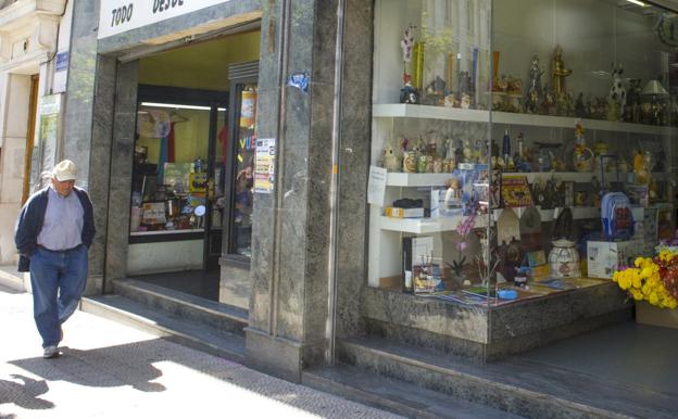 Imagen de un bazar chino situado en una céntrica calle de Santander. 