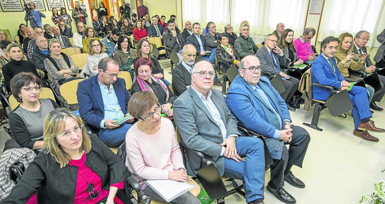 El IES Ría del Carmen celebra con Camargo 50 años de «educación y valores cívicos»