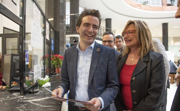 La profesora Concha González será la nueva concejala del PSOE en Santander