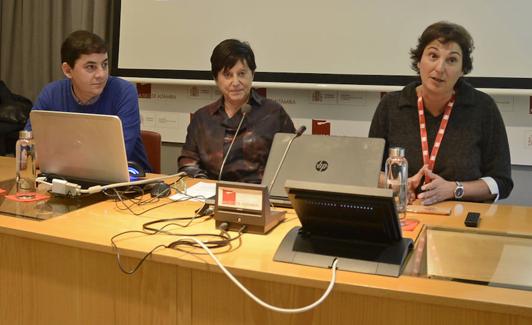 Vicente Bayarri, Carmen de las Heras y Pilar Fatás, en el acto de presentación de este sábado.