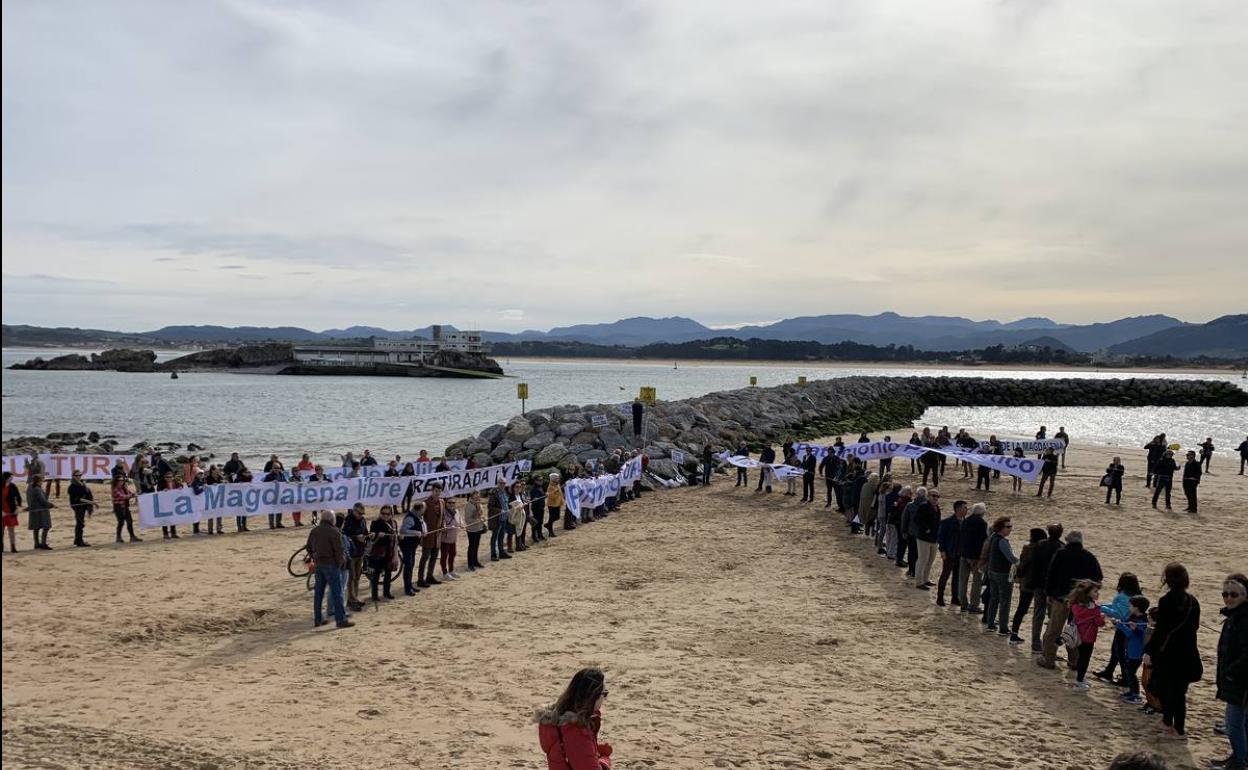 Imagen de la protesta de hoy en la playa 