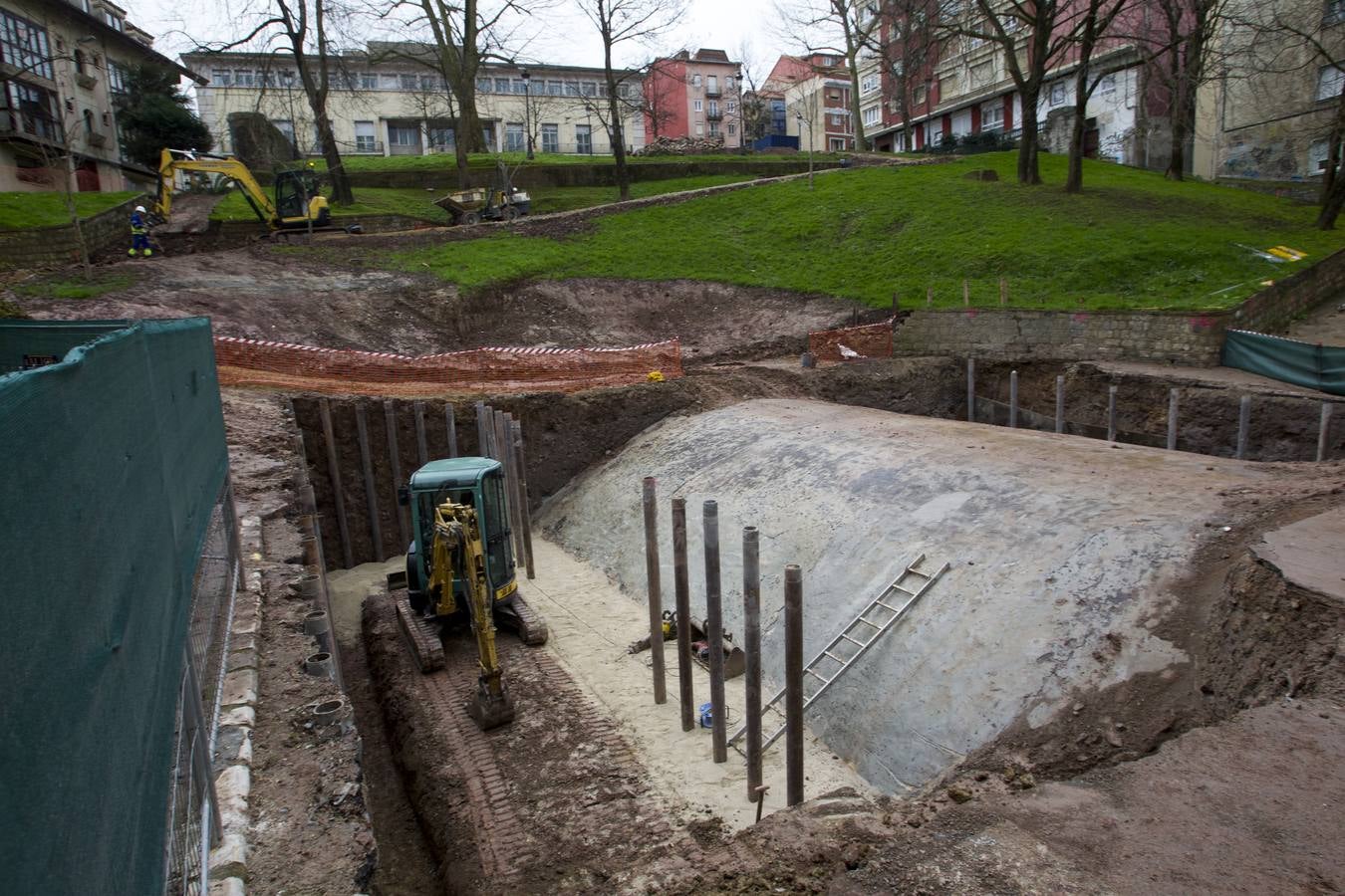 Estado de la obra del asensor que unirá el Pasaje de Peña con el Cabildo.