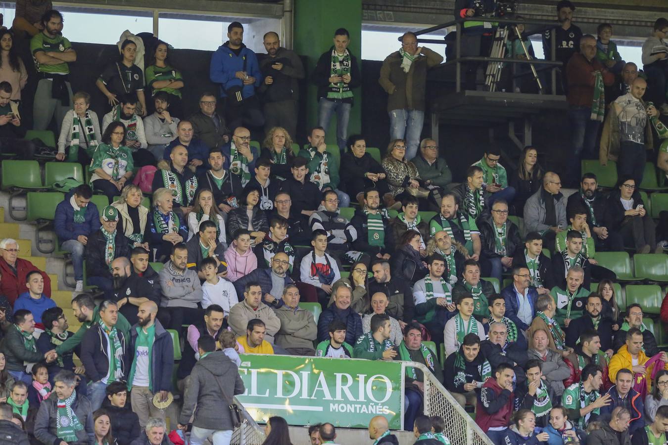 Fotos: Búscate si estuviste en la Tribuna Norte de los Campos de Sport