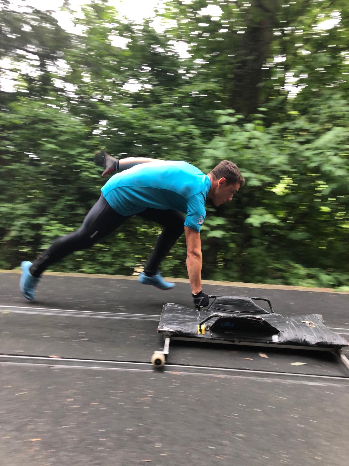 Fotos: Adrián Rodríguez, el castreño que ha conseguido la medalla de plata en el Nacional de Skeleton