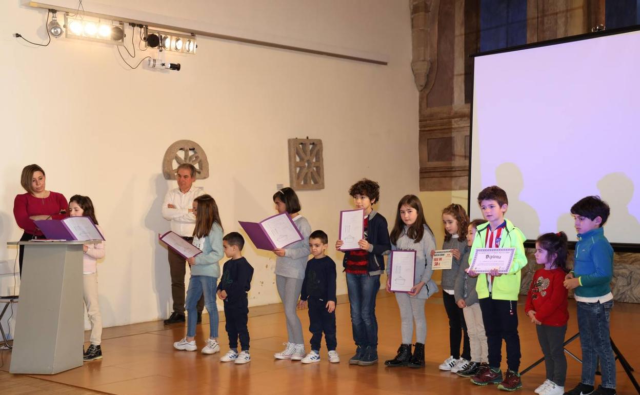 Entregados los premios del concurso infantil de relatos 'Beato de Liébana'