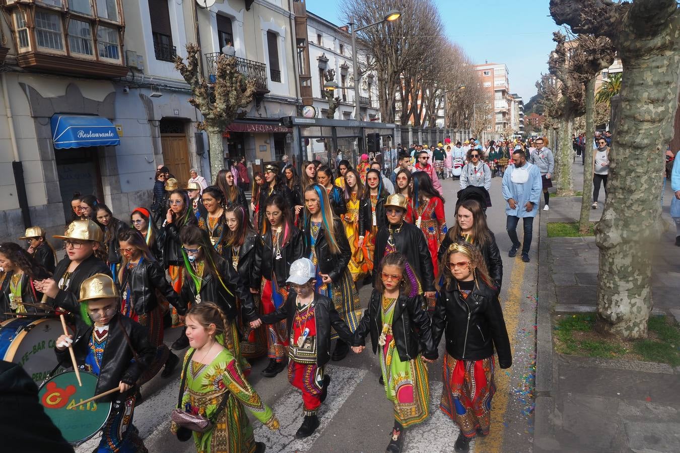 Fotos: Viernes de Carnaval en Santoña