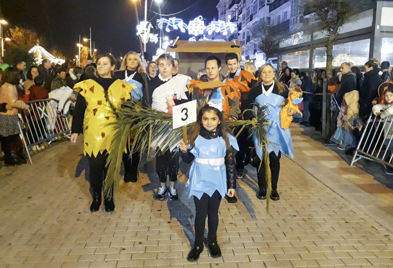 Fotos: Gran desfile del concurso de disfraces en Castro Urdiales