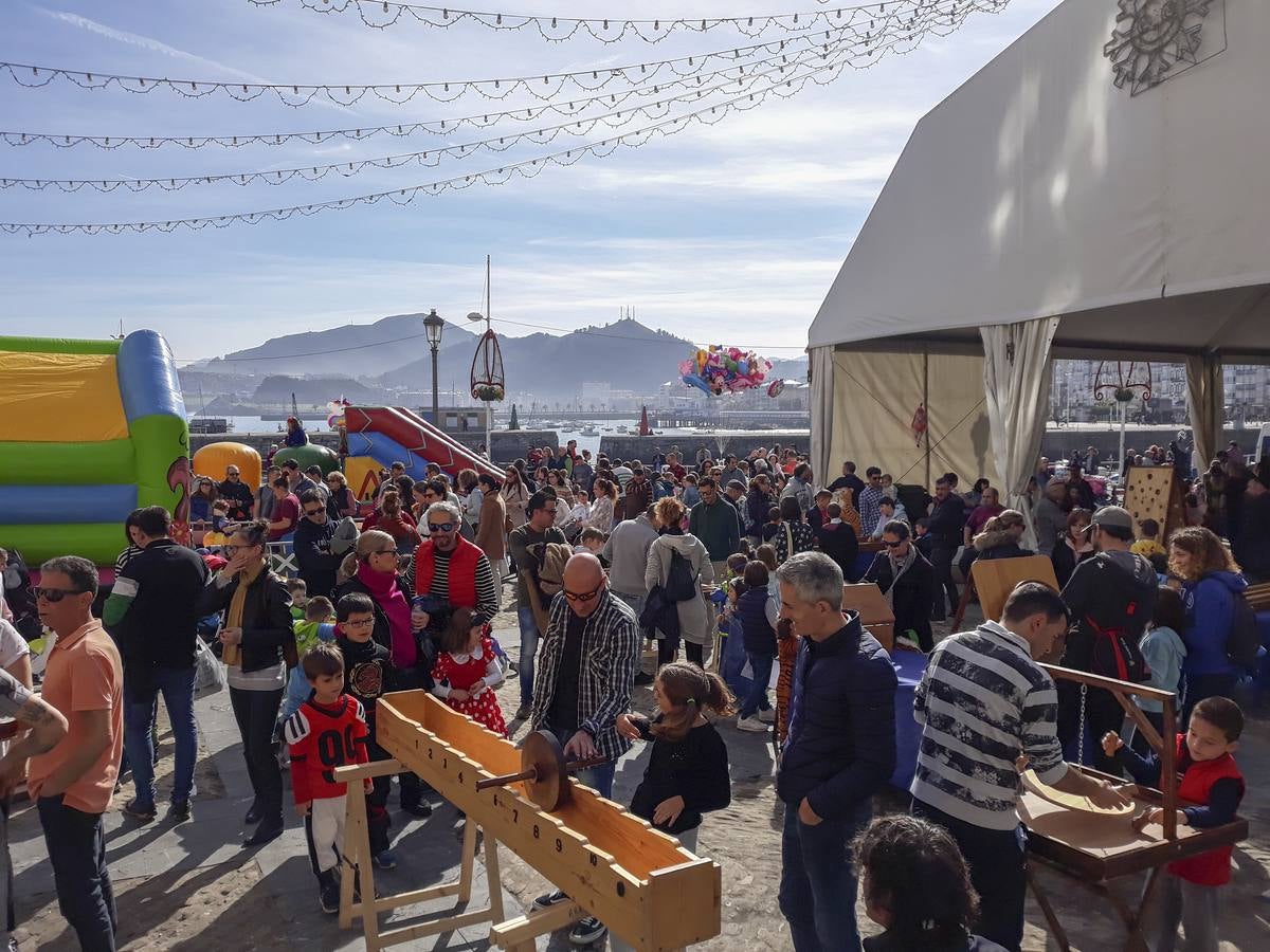 Fotos: Gran desfile del concurso de disfraces en Castro Urdiales